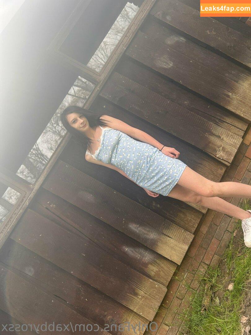 xabbyrossx / xabbyabbyx leaked photo photo #0046
