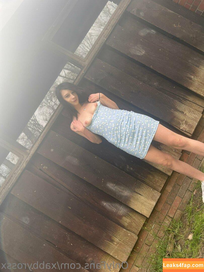 xabbyrossx / xabbyabbyx leaked photo photo #0048