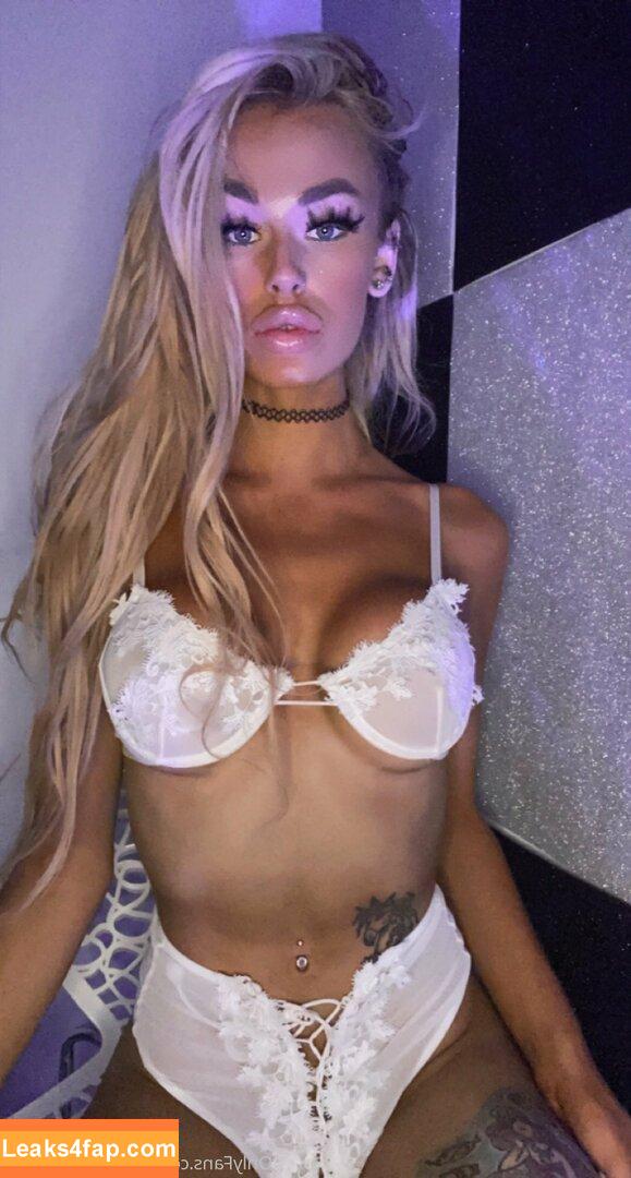 xbarbie_malibux /  leaked photo photo #0125