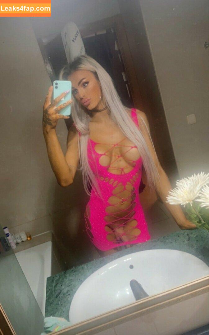 xbarbie_malibux /  leaked photo photo #0285