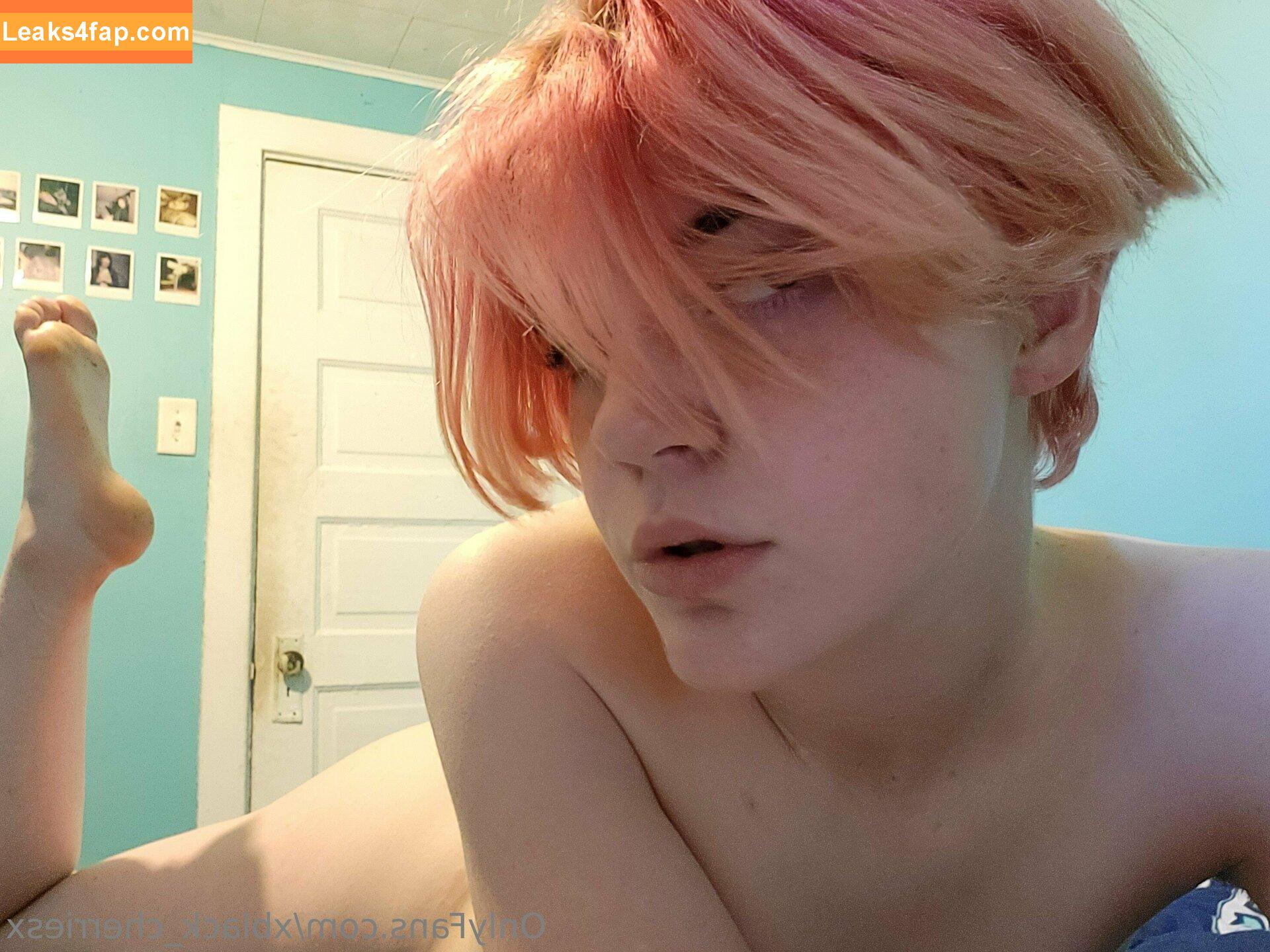 xblack_cherriesx /  leaked photo photo #0052