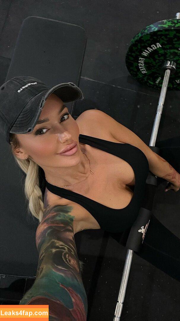 xblonde / xblonde.girls leaked photo photo #0021