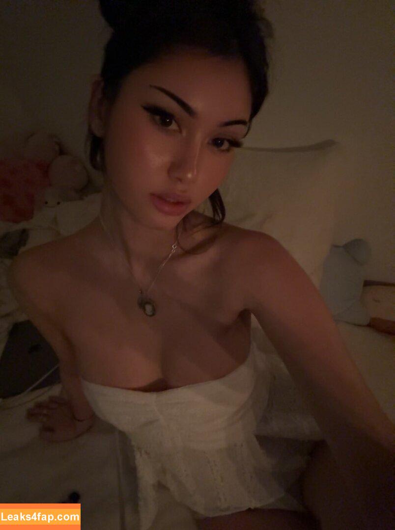 xeiyza / ilizterate / lovexee / lyuaei / xenijacurly leaked photo photo #0050