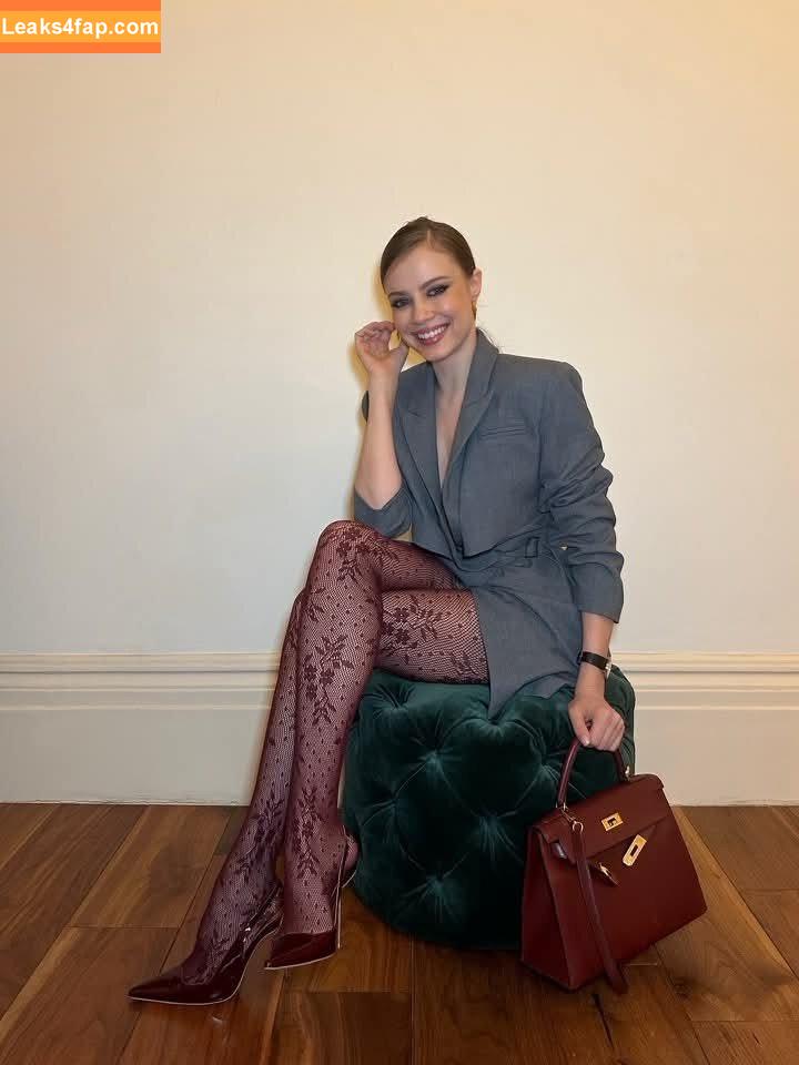 Xenia Tchoumi / xenia / xeniatchoumi слитое фото фото #0202