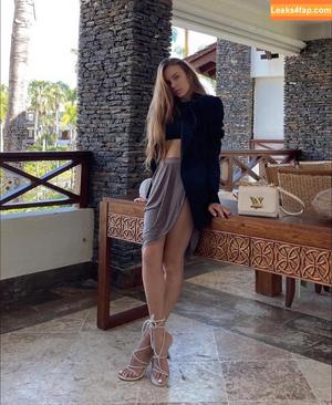 Xenia Tchoumi photo #0157