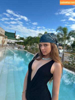 Xenia Tchoumi photo #0195