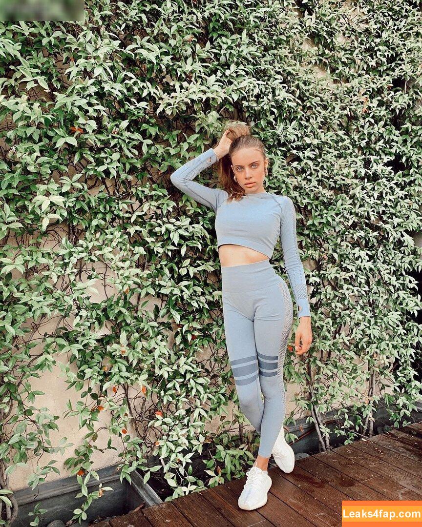 Xenia Tchoumitcheva / xenia / xeniatchoumi leaked photo photo #0076