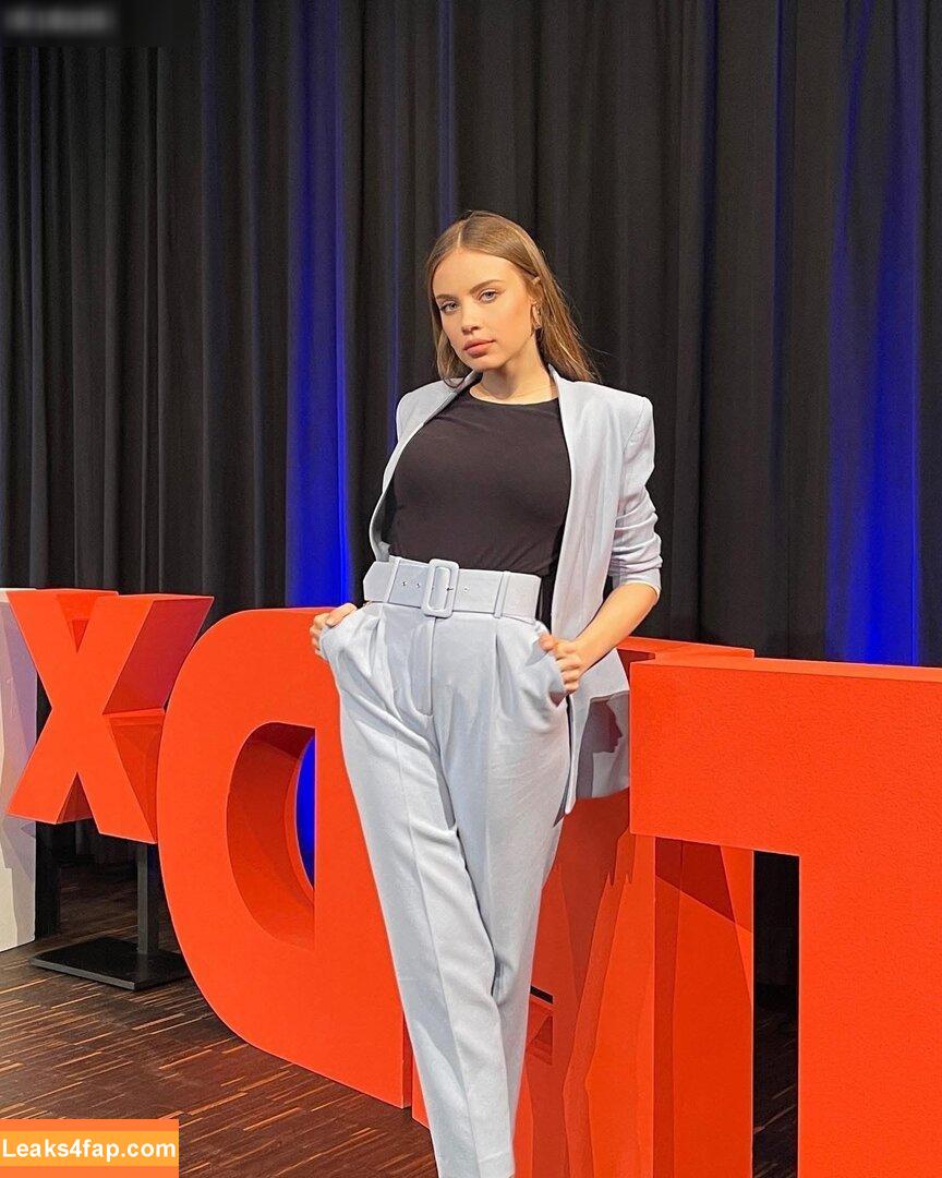 Xenia Tchoumitcheva / xenia / xeniatchoumi leaked photo photo #0132