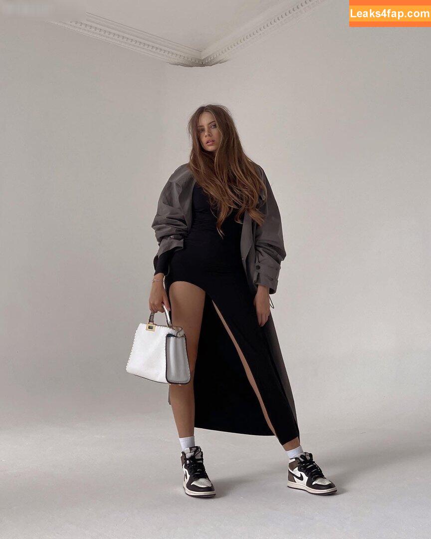 Xenia Tchoumitcheva / xenia / xeniatchoumi leaked photo photo #0226