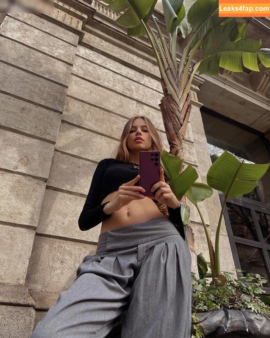 Xenia Tchoumitcheva / xenia / xeniatchoumi leaked photo photo #0359