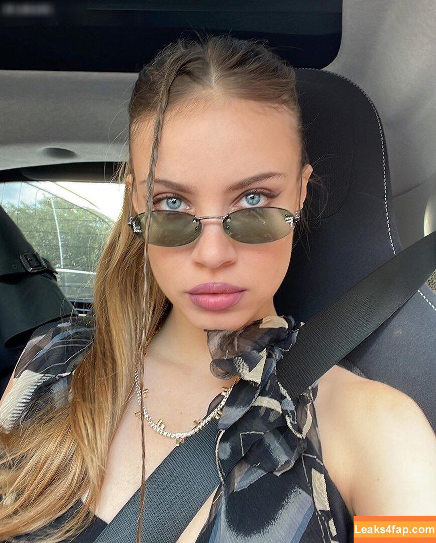 Xenia Tchoumitcheva / xenia / xeniatchoumi leaked photo photo #0487