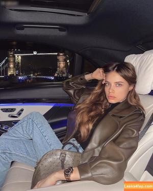 Xenia Tchoumitcheva photo #0099