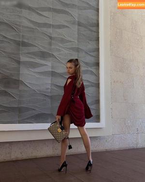 Xenia Tchoumitcheva photo #0166