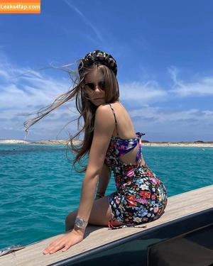 Xenia Tchoumitcheva photo #0167