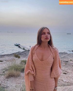 Xenia Tchoumitcheva photo #0175