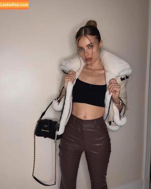 Xenia Tchoumitcheva photo #0269