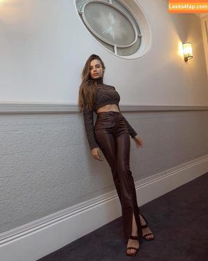 Xenia Tchoumitcheva photo #0297