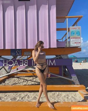 Xenia Tchoumitcheva photo #0350