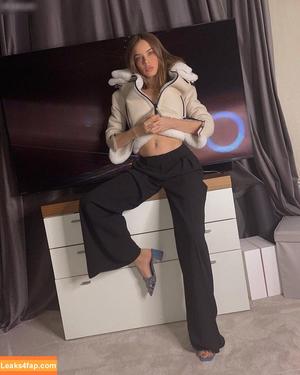 Xenia Tchoumitcheva photo #0385