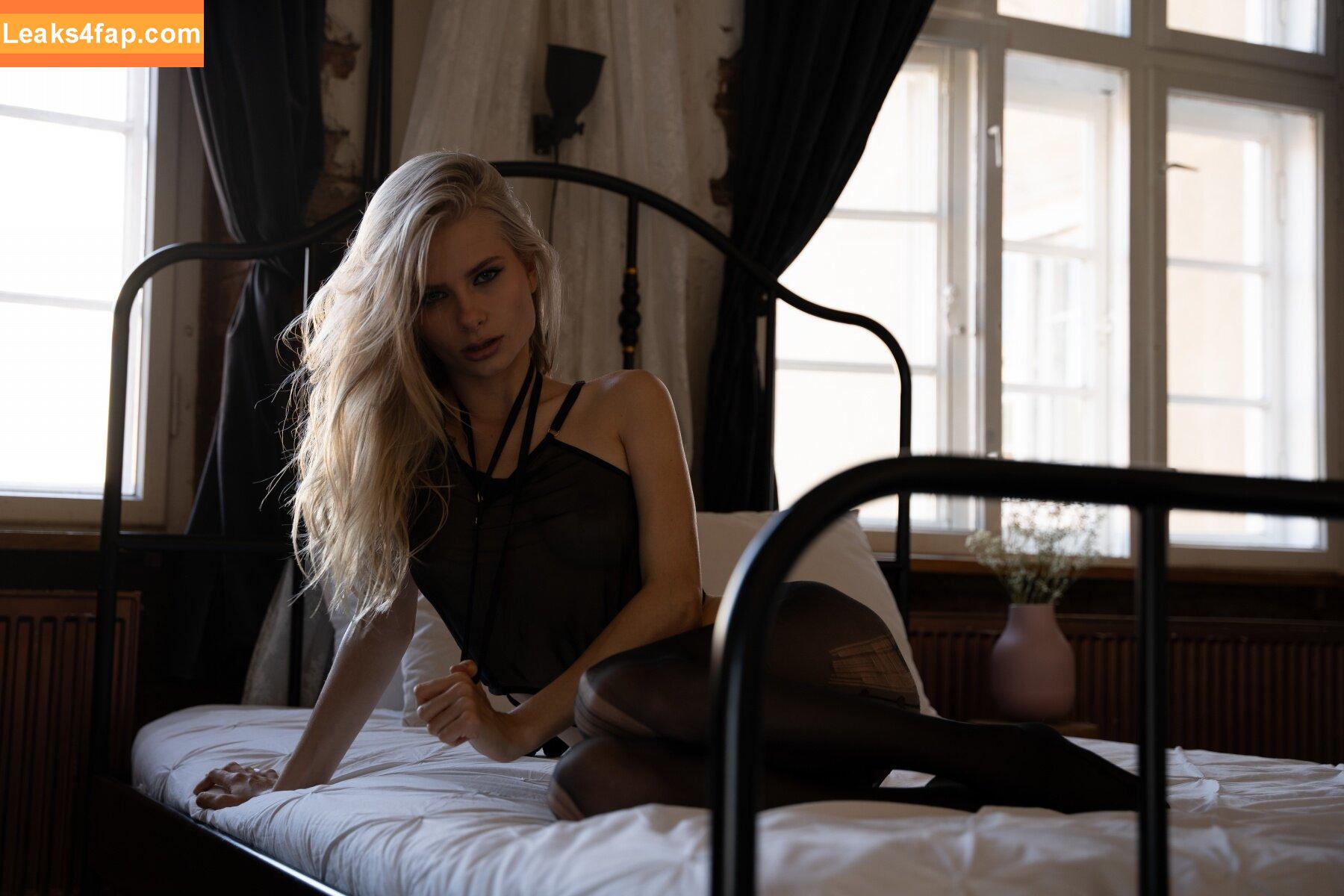 xeniablondi / Ksenia / kkseniarrr leaked photo photo #0001