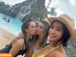 Xia Brookside photo #0250