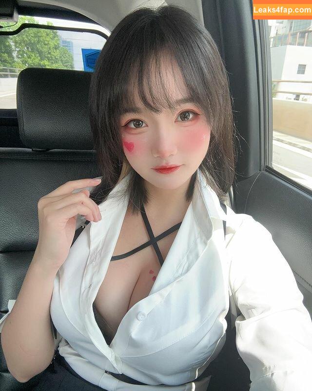 xiaoyukiko / xiaoyukikowo / 小鱼Kiko leaked photo photo #0018