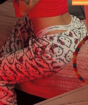 Ximena Valmo photo #0047