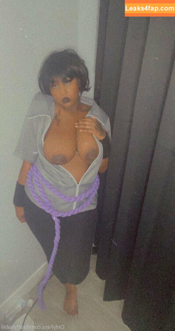 xiouuu / k.xiouuu__ leaked photo photo #0005