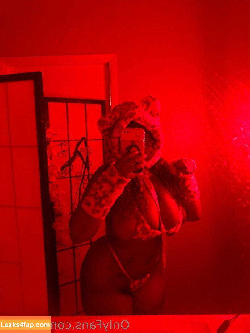 xiouuu / k.xiouuu__ leaked photo photo #0110