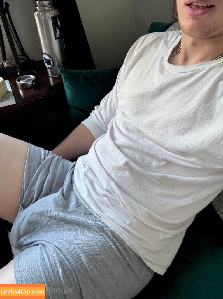 xldoublesausage / helloim6foot4 leaked photo photo #0011