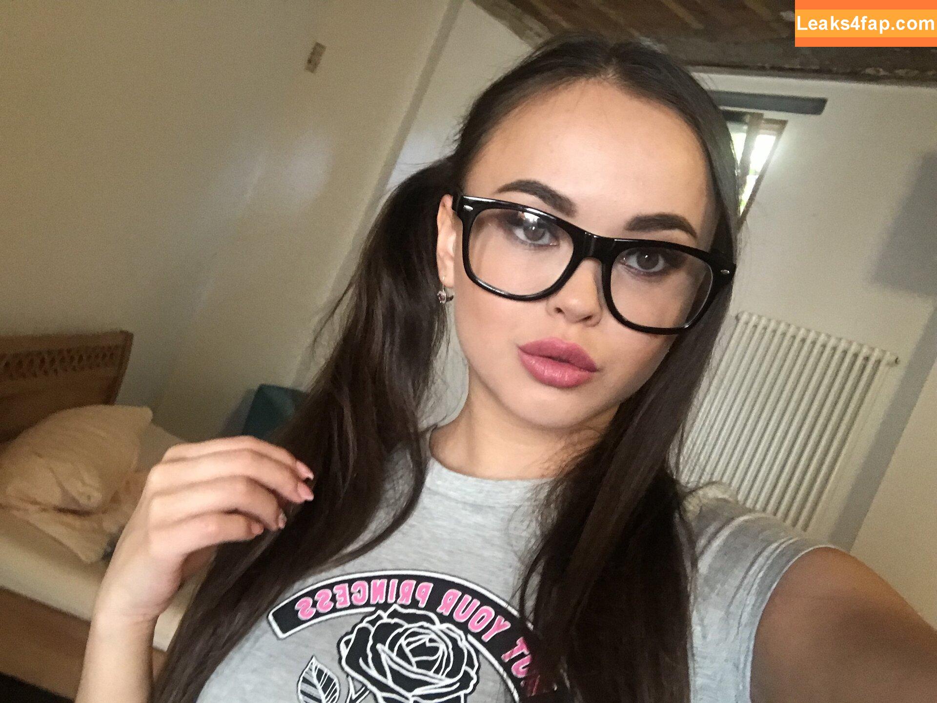 xlimonade / Anna Moon / Li Moon leaked photo photo #0154