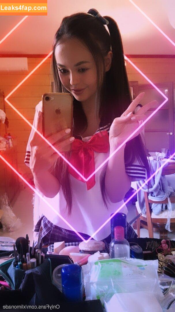 xlimonade / Anna Moon / Li Moon leaked photo photo #0200