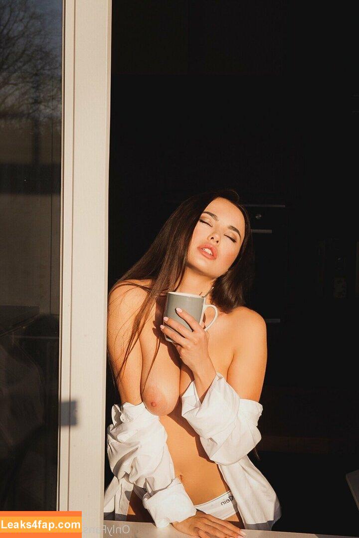 xlimonade / Anna Moon / Li Moon leaked photo photo #0388