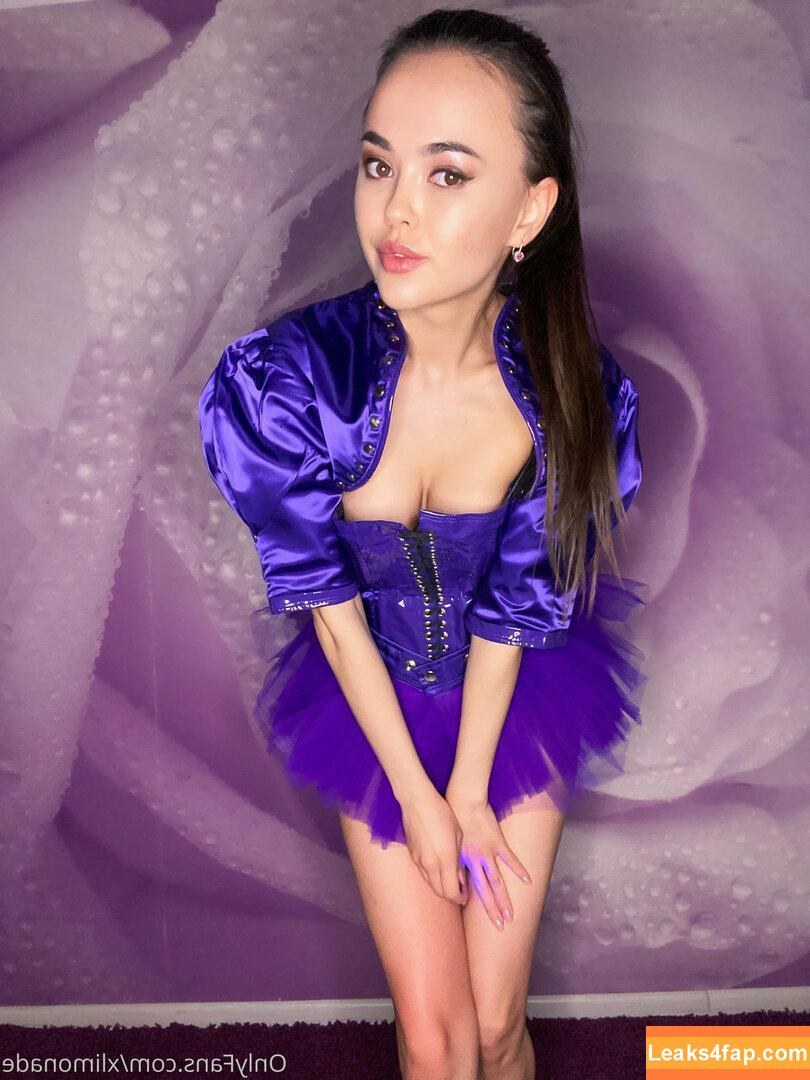 xlimonade / Anna Moon / Li Moon leaked photo photo #0543