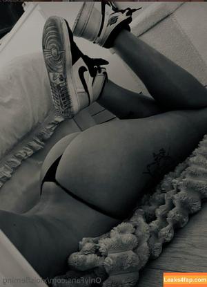 xloisfleming photo #0036