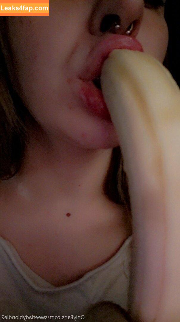 xm00nxxxgoddessx / monicahebner leaked photo photo #0014