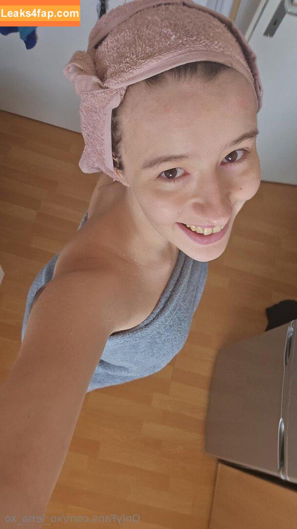 xo_lena_xo /  leaked photo photo #0009
