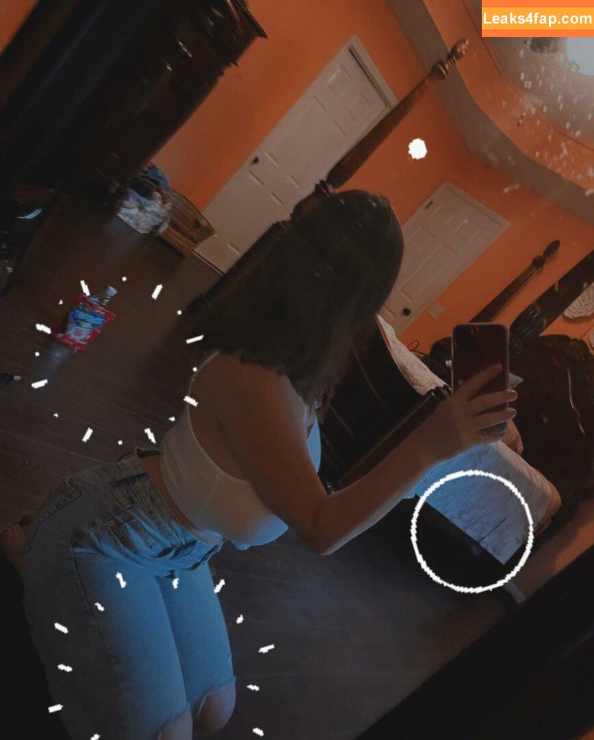 Xohalzy444 / Halz444 / Halzx / halzy4444 / schizoscorpioo leaked photo photo #0073