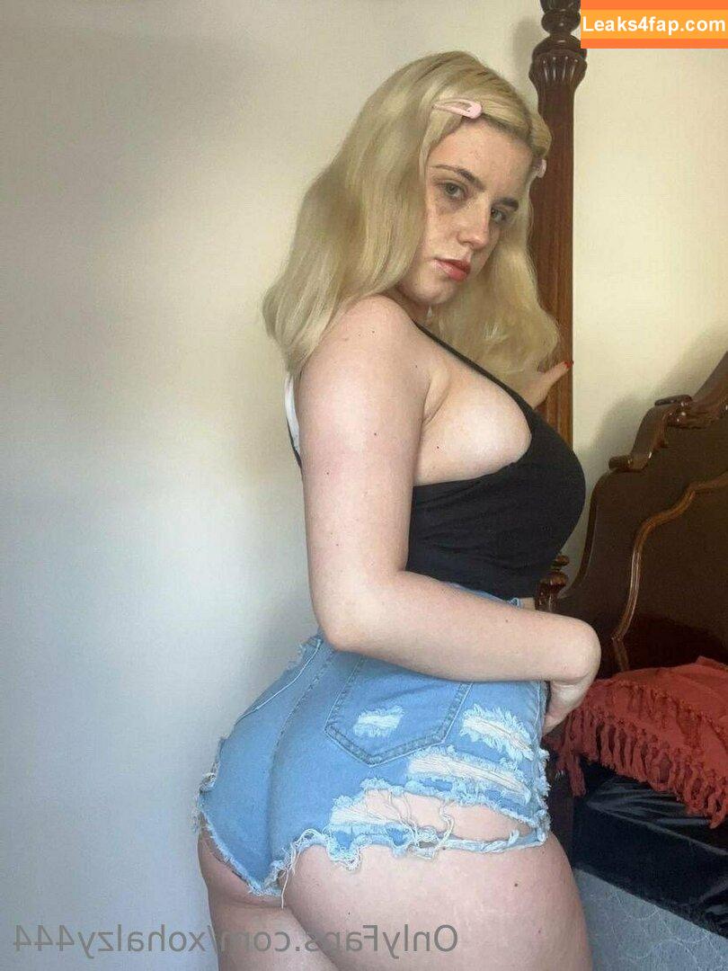 Xohalzy444 / Halz444 / Halzx / halzy4444 / schizoscorpioo leaked photo photo #0118