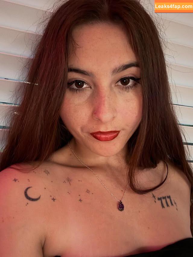 xoxo.a.l.i.y.a.h / xoxo.aaliyah__ leaked photo photo #0001