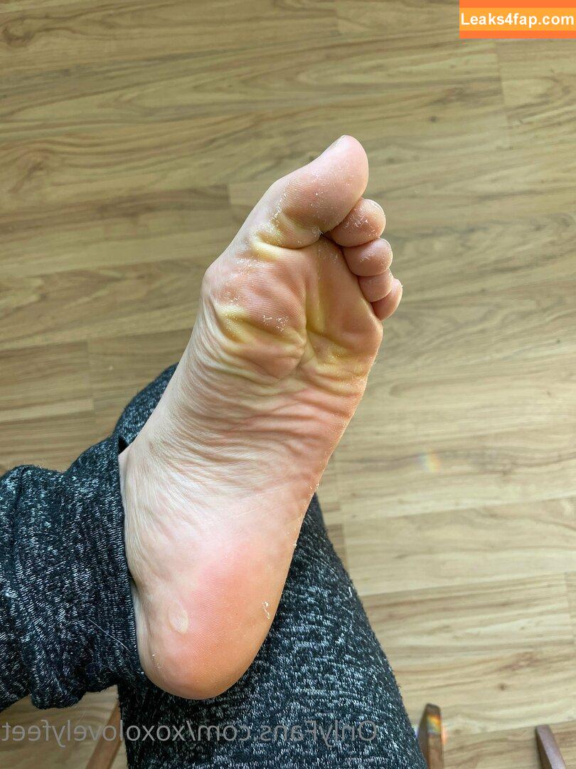 xoxolovelyfeet /  leaked photo photo #0003