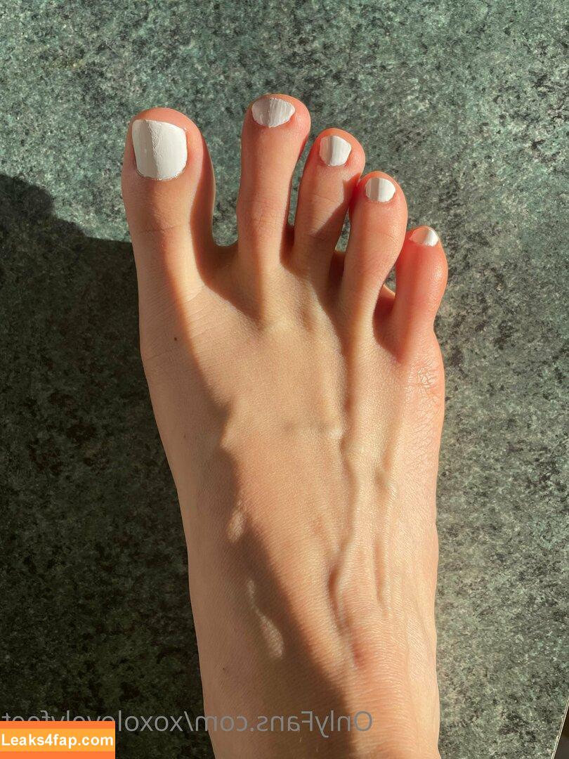 xoxolovelyfeet /  leaked photo photo #0006