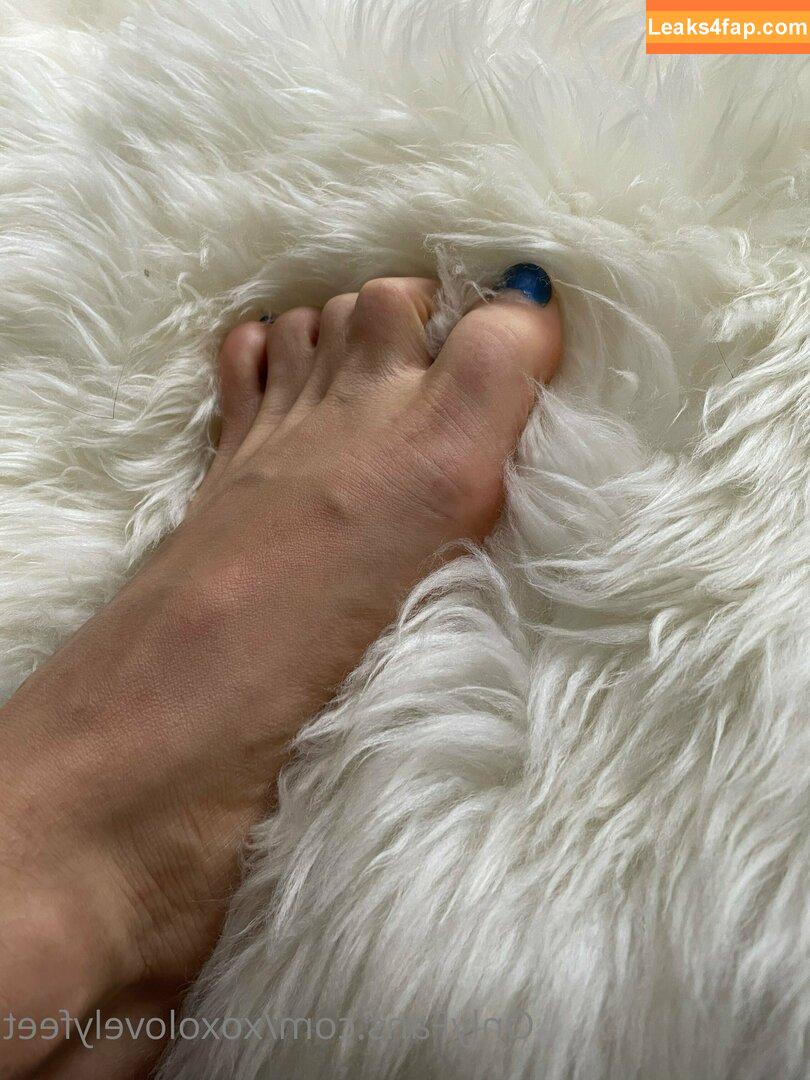 xoxolovelyfeet /  leaked photo photo #0026