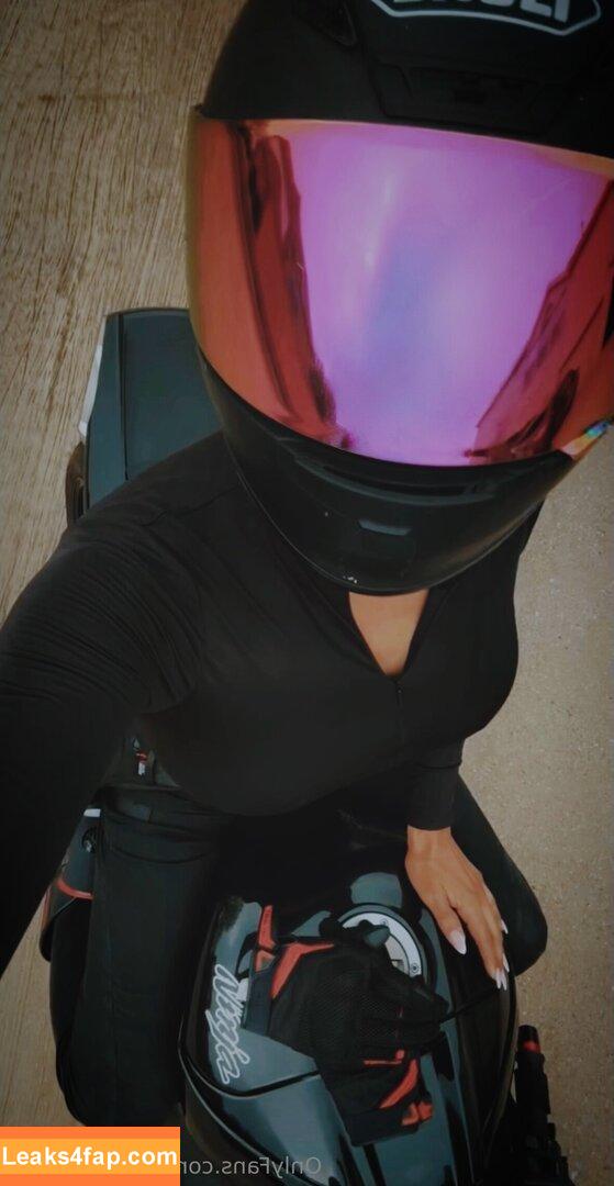 xprettysmilex /  leaked photo photo #0027
