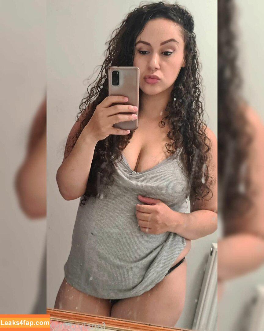 xprettyx20 / pretty mixedmama / prettymixedmama leaked photo photo #0143