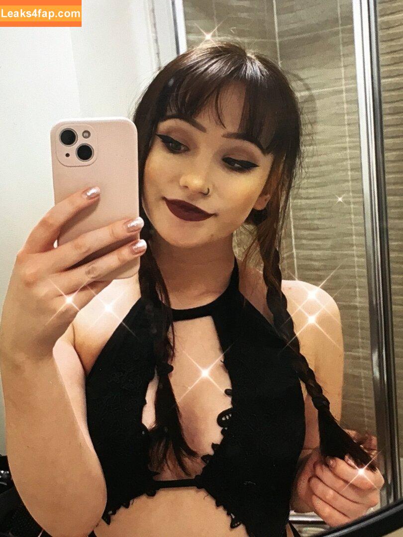 xroox / churkoux / rubyw_xox leaked photo photo #0026