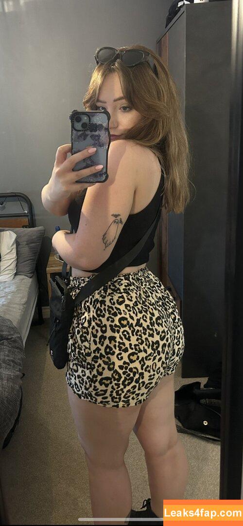 xroox / churkoux / rubyw_xox leaked photo photo #0041