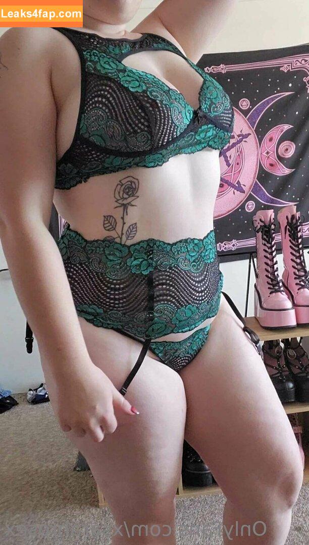 xsarahrosex /  leaked photo photo #0020