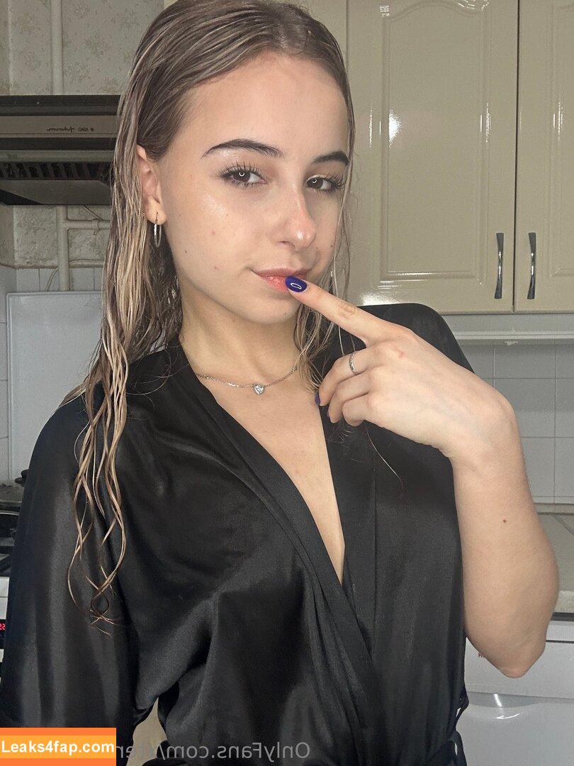 xterribly_cutex / xterribly_cutexc leaked photo photo #0032