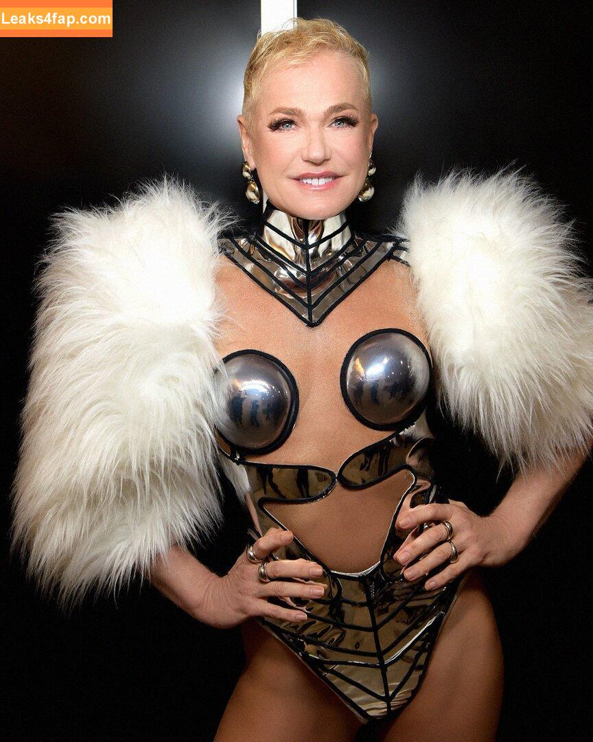 Xuxa Meneghel / xuxameneghel leaked photo photo #0036